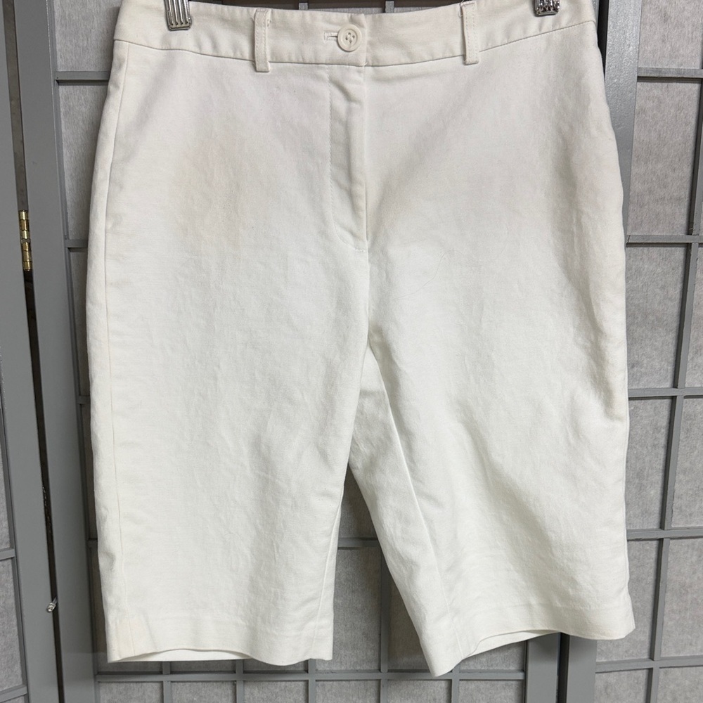 Tristan & Iseut, Women’s White Tailored Shorts, Size 4